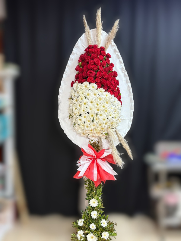 Kırmızı Beyaz Açılış Çelengi