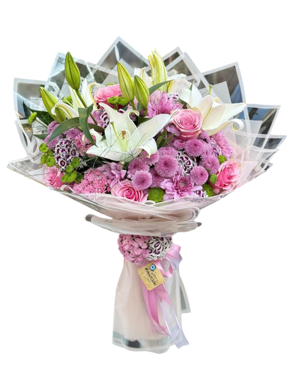 Pembe & Beyaz Uyumlu Özel Tasarım Buket