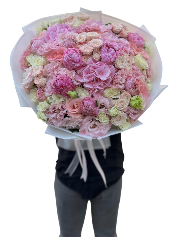 Pembe Ortanca ve Şakayıklarla Lüks Buket