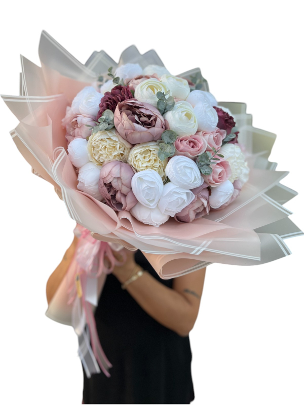 Yapay Şakayık Buketi