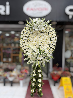 Beyaz Renkli Merasim Çelengi