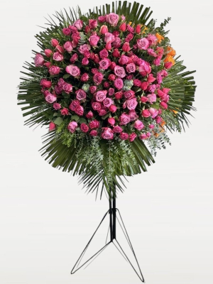 Pembe ve Mor Güllerden Ferforje Çelenk