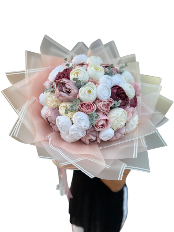 Yapay Şakayık Buketi